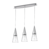 Montatura e copri porta lampade in metallo cromato o bianco satinato. Diffusore in vetro soffiato a mano. Disponibile in bianco con vetro trasparente e fascia sabbiata, o in cromo con vetro tutto trasparente.